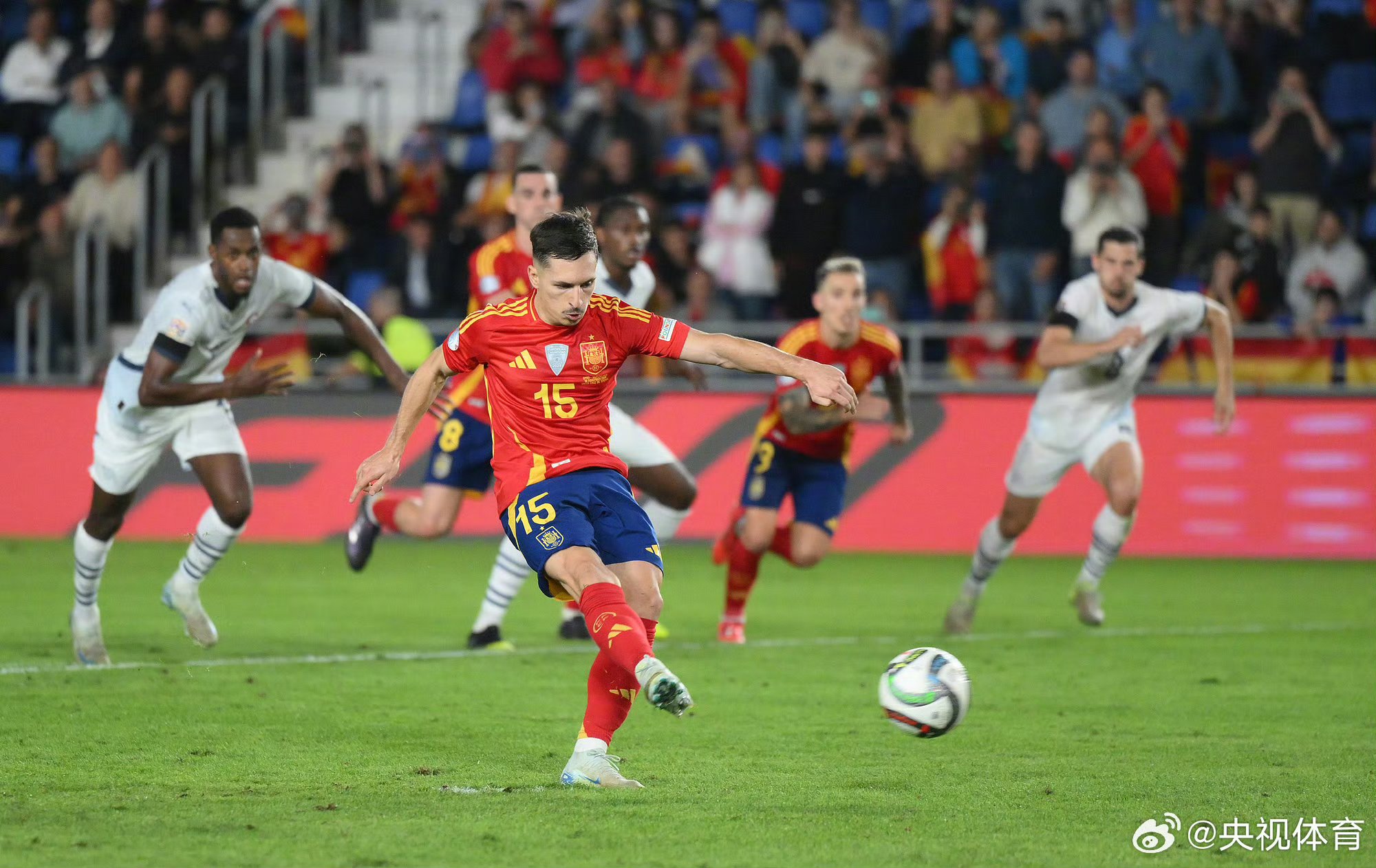 开云体育- TheShy意外战胜德国队，比赛规则变更引爆全场！热度持续攀升