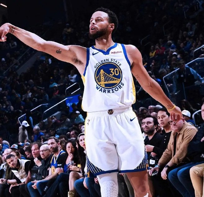 开云-库里连续十场比赛得分超过出色防守,利物浦挑战极限!的简单介绍